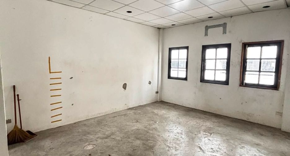 Local comercial en alquiler en Watthana, Bangkok