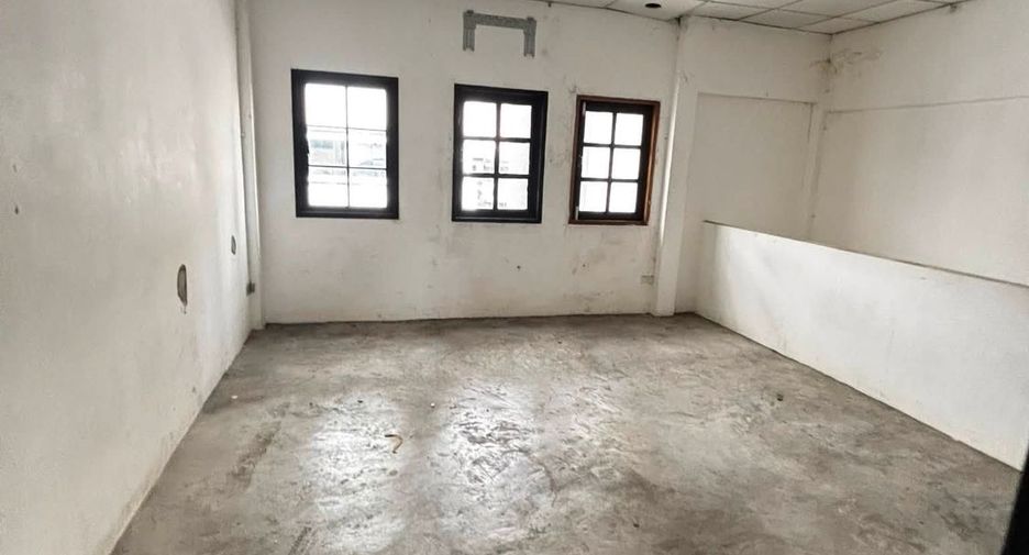 Local comercial en alquiler en Watthana, Bangkok