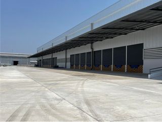 Lagerhaus zur Miete mit 10 Zimmer in Si Racha, Chonburi