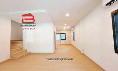 Haus zum Kauf mit 2 Zimmer in Sai Mai, Bangkok