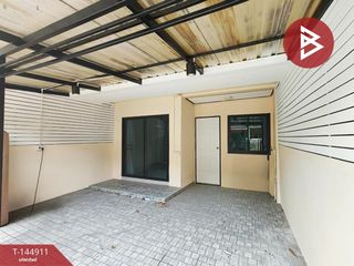 For sale 3 bedrooms townhouse in Lam Luk Ka, Pathum Thani