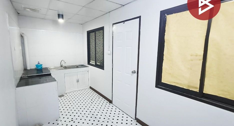 For sale 3 bedrooms townhouse in Lam Luk Ka, Pathum Thani
