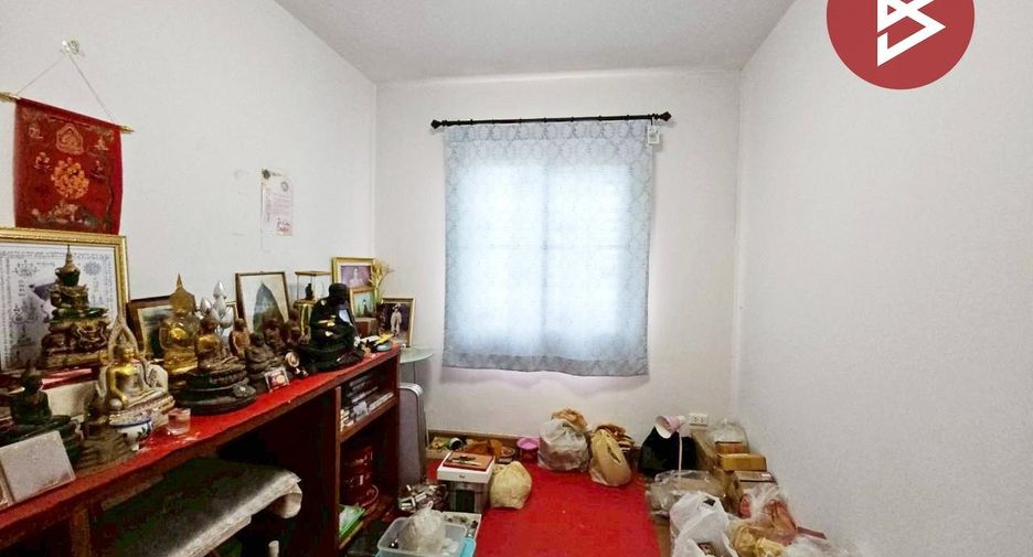 For sale 3 bedrooms townhouse in Mueang Chon Buri, Chonburi