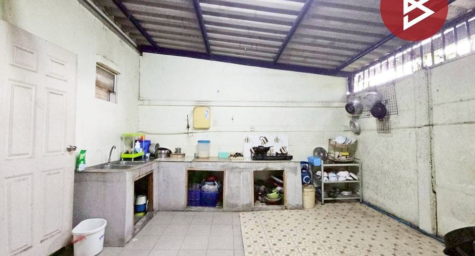 For sale 3 bedrooms townhouse in Mueang Chon Buri, Chonburi