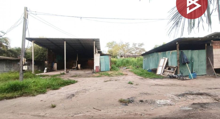 Terreno en venta en Ban Bueng, Chonburi