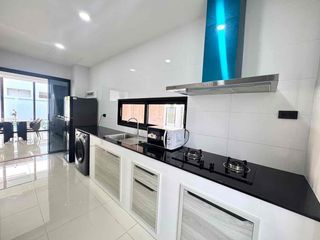 出租 3 卧室 别墅 在 Bang Lamung, Chon Buri
