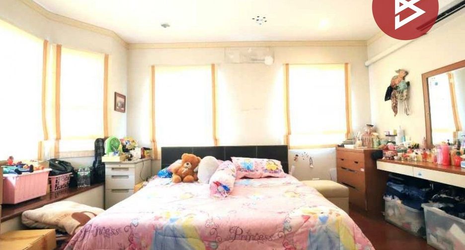 For sale 3 bedrooms house in Bang Phli, Samut Prakan