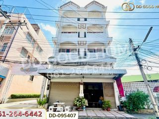 À vendre 19 chambres local commercial à Mueang Lop Buri, Lopburi