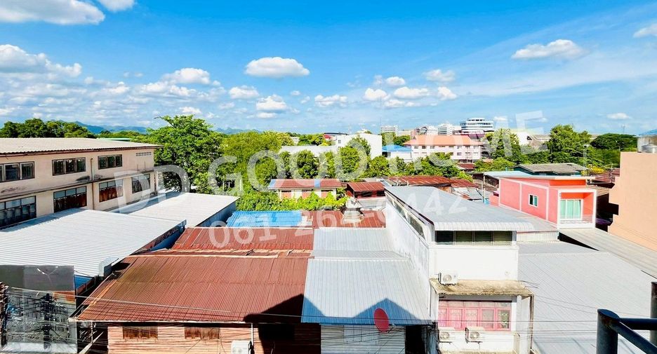 À vendre 19 chambres local commercial à Mueang Lop Buri, Lopburi