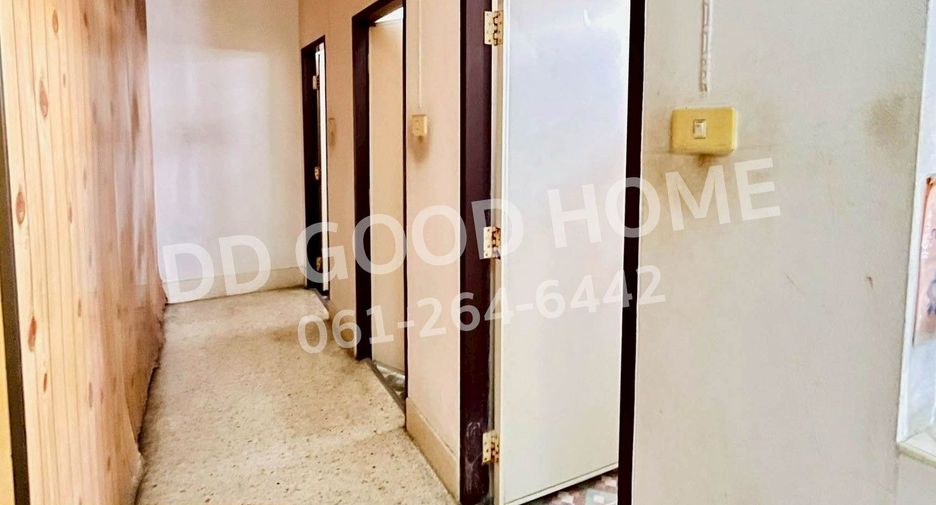 À vendre 19 chambres local commercial à Mueang Lop Buri, Lopburi