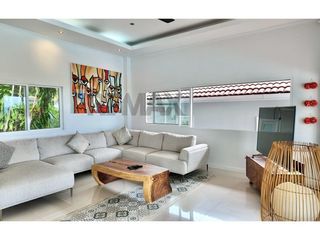Villa en venta de 4 habitaciones en Ko Samui, Surat Thani