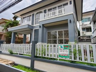 Casa en venta de 3 habitaciones en Bang Kapi, Bangkok