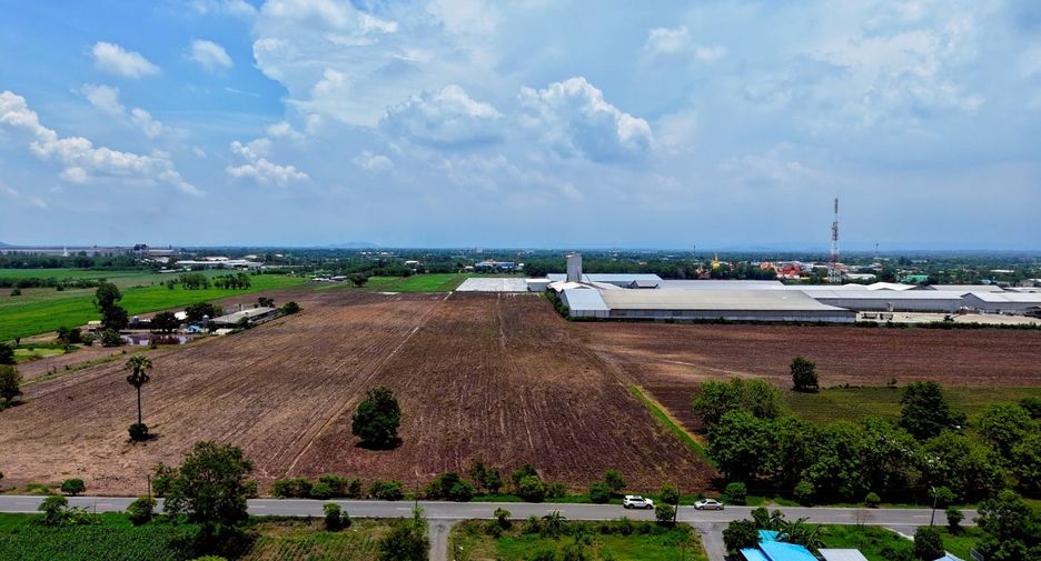 For sale land in Phatthana Nikhom, Lopburi