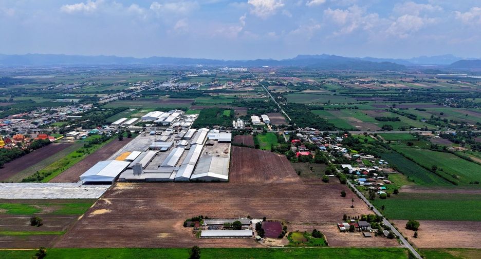 For sale land in Phatthana Nikhom, Lopburi