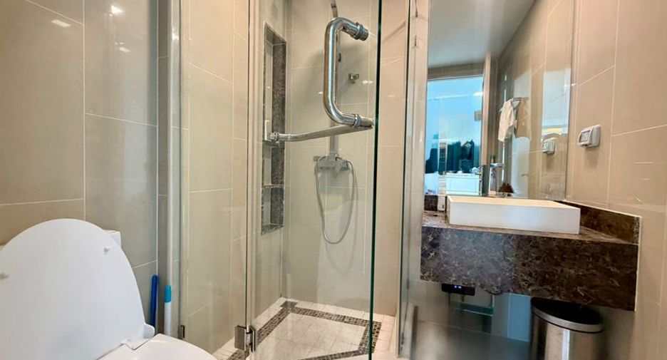 For sale 2 bedrooms condo in Bang Lamung, Chonburi