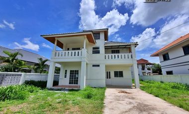 Casa en venta de 4 habitaciones en Bang Lamung, Chonburi