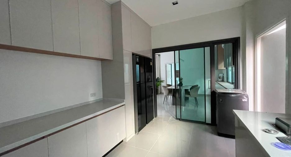 Haus zur Miete mit 4 Zimmer in Bang Lamung, Chonburi