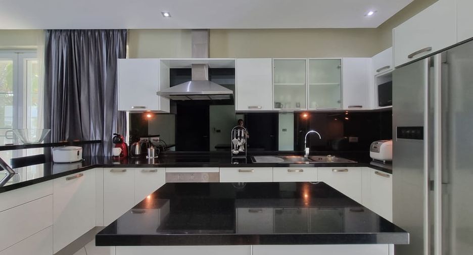 Villa zum Kauf mit 5 Zimmer in Jomtien, Pattaya