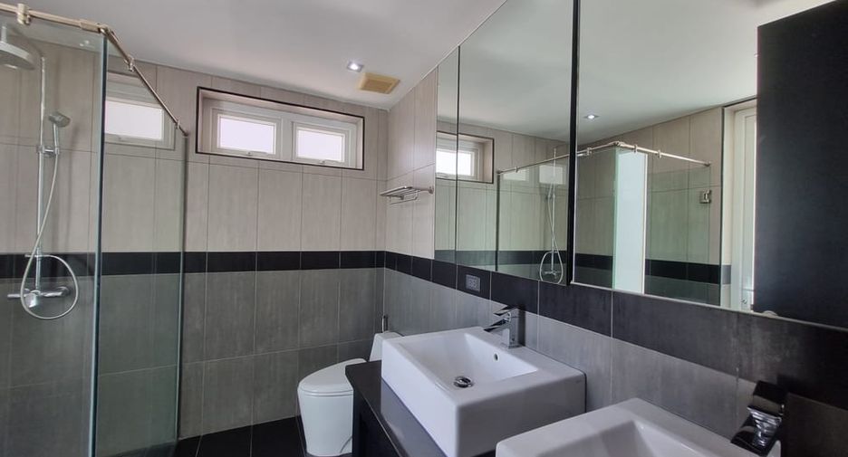 Villa zum Kauf mit 5 Zimmer in Jomtien, Pattaya
