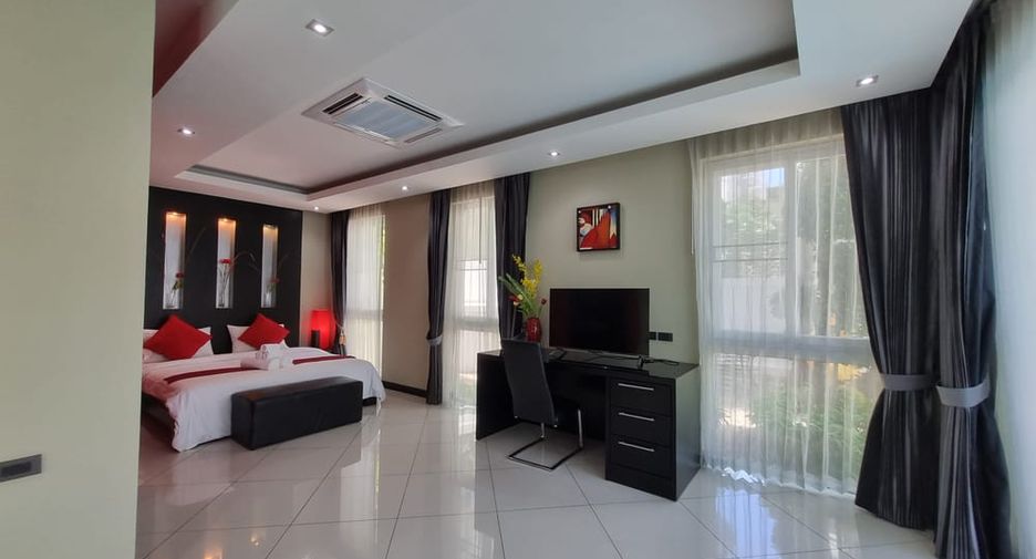 Villa zum Kauf mit 5 Zimmer in Jomtien, Pattaya