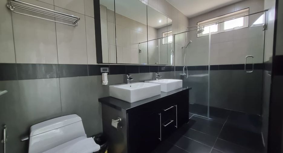 Villa zum Kauf mit 5 Zimmer in Jomtien, Pattaya