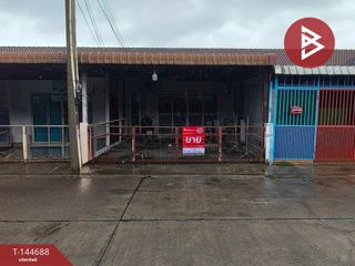 À vendre 2 chambres maison de ville à Bang Pakong, Chachoengsao