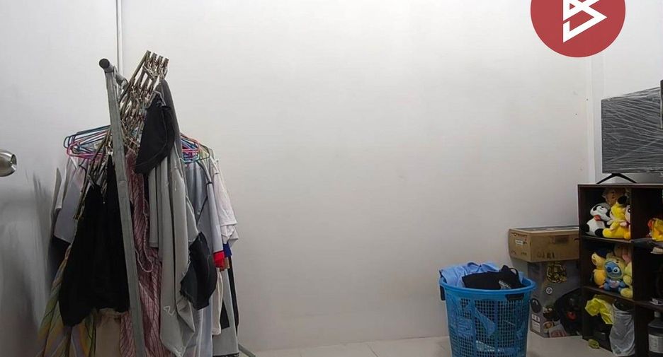 À vendre 2 chambres maison de ville à Bang Pakong, Chachoengsao