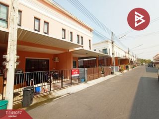 Casa adosada en venta de 2 habitaciones en Phan Thong, Chonburi