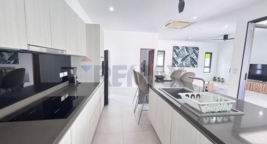 For sale 3 bedrooms villa in Ko Samui, Surat Thani