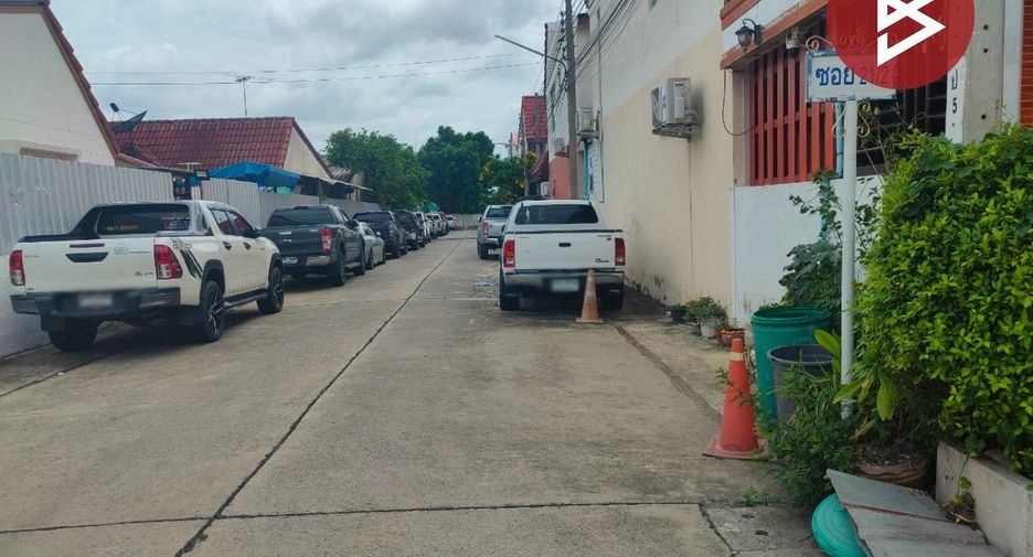 For sale 2 bedrooms townhouse in Bang Phli, Samut Prakan