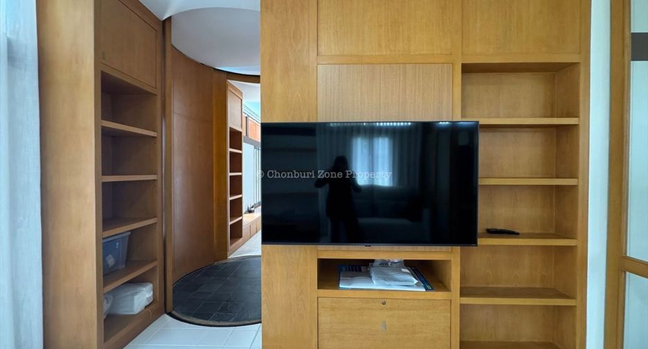 For rent 3 bedrooms villa in Mueang Chon Buri, Chonburi