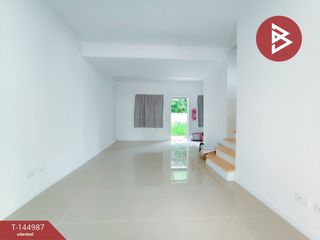 À vendre 3 chambres maison de ville à Phutthamonthon, Nakhon Pathom