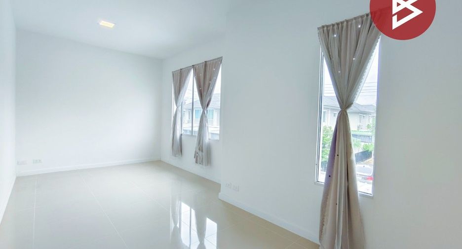 À vendre 3 chambres maison de ville à Phutthamonthon, Nakhon Pathom
