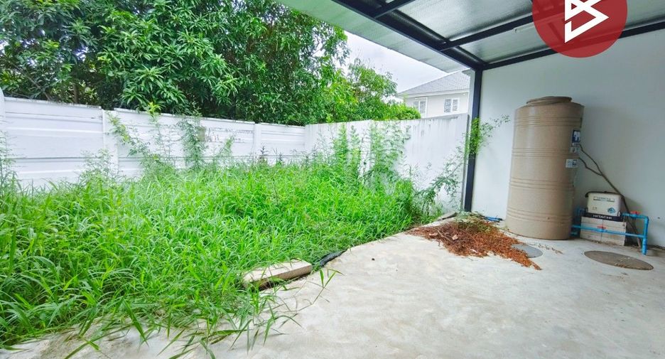 À vendre 3 chambres maison de ville à Phutthamonthon, Nakhon Pathom
