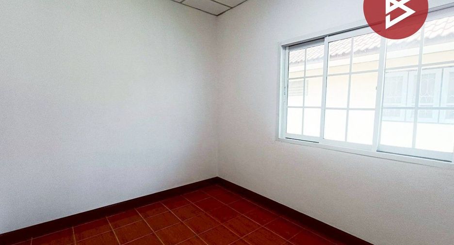 Casa adosada en venta de 3 habitaciones en Phra Samut Chedi, Samut Prakan