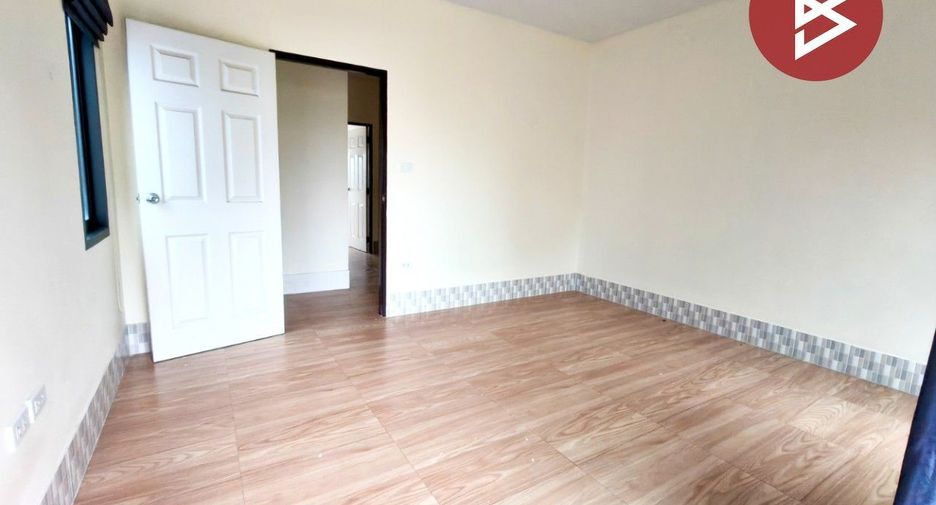 For sale 2 bedrooms retail Space in Phan Thong, Chonburi