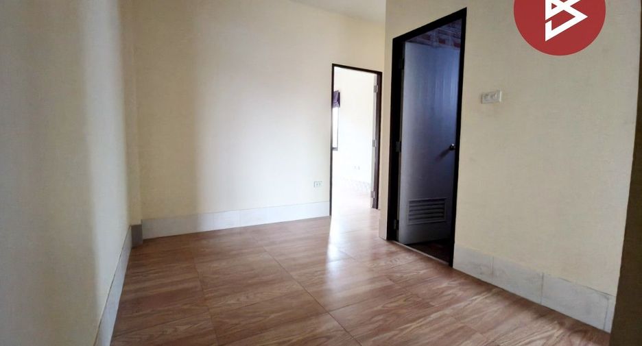 For sale 2 bedrooms retail Space in Phan Thong, Chonburi