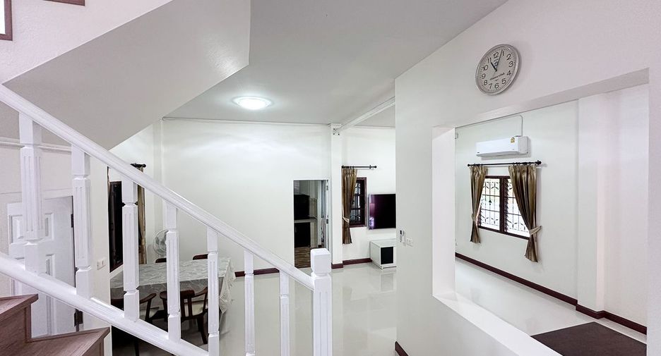 For rent 3 bedrooms house in Mueang Chiang Mai, Chiang Mai