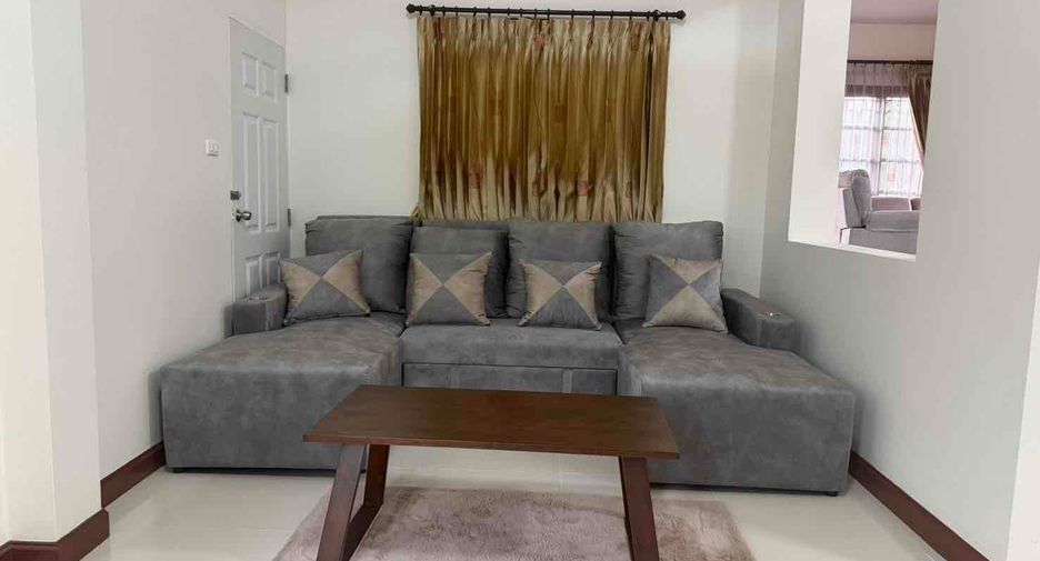 For rent 3 bedrooms house in Mueang Chiang Mai, Chiang Mai