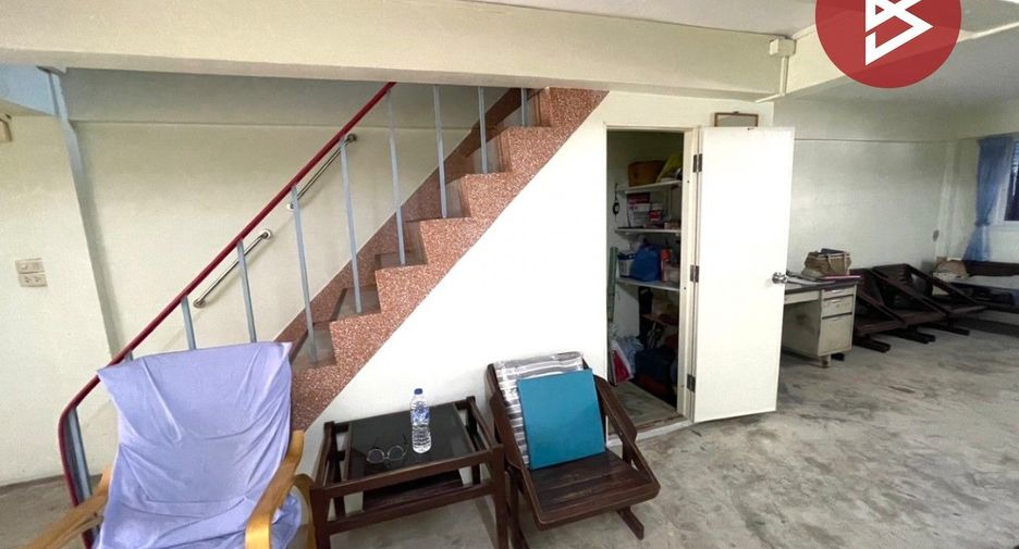 Casa adosada en venta de 3 habitaciones en Bang Bon, Bangkok