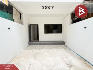 出售 3 卧室 联排别墅 在 Thung Khru, 曼谷