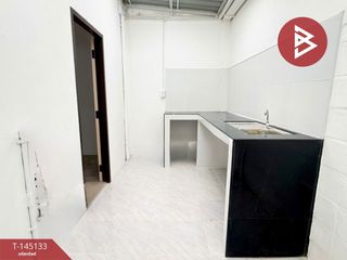 出售 3 卧室 联排别墅 在 Thung Khru, 曼谷
