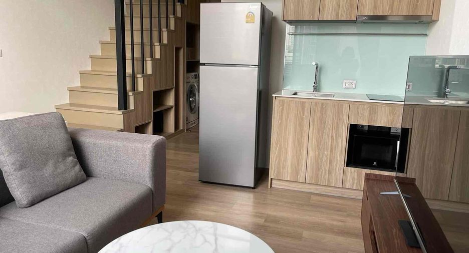For rent 1 bed condo in Phra Khanong, Bangkok