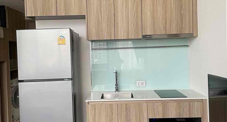 For rent 1 bed condo in Phra Khanong, Bangkok