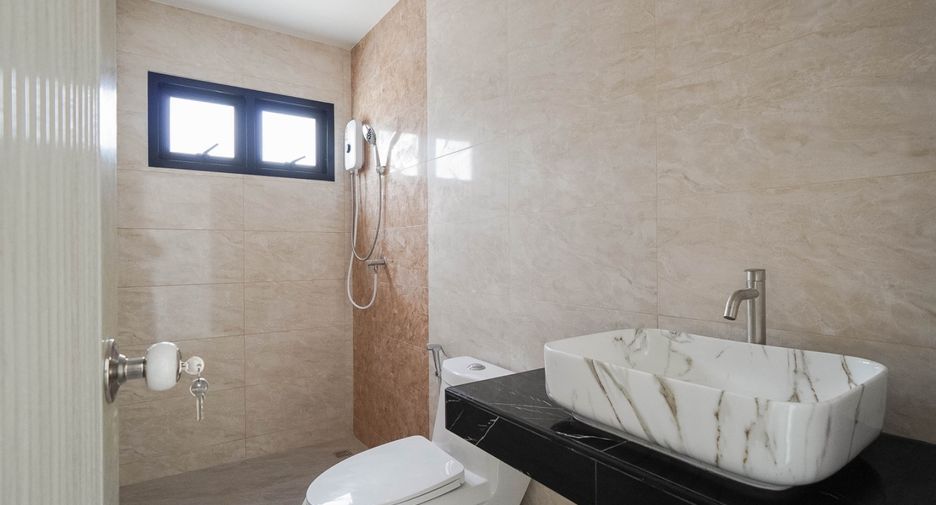 Casa en venta de 3 habitaciones en Huay Yai, Pattaya