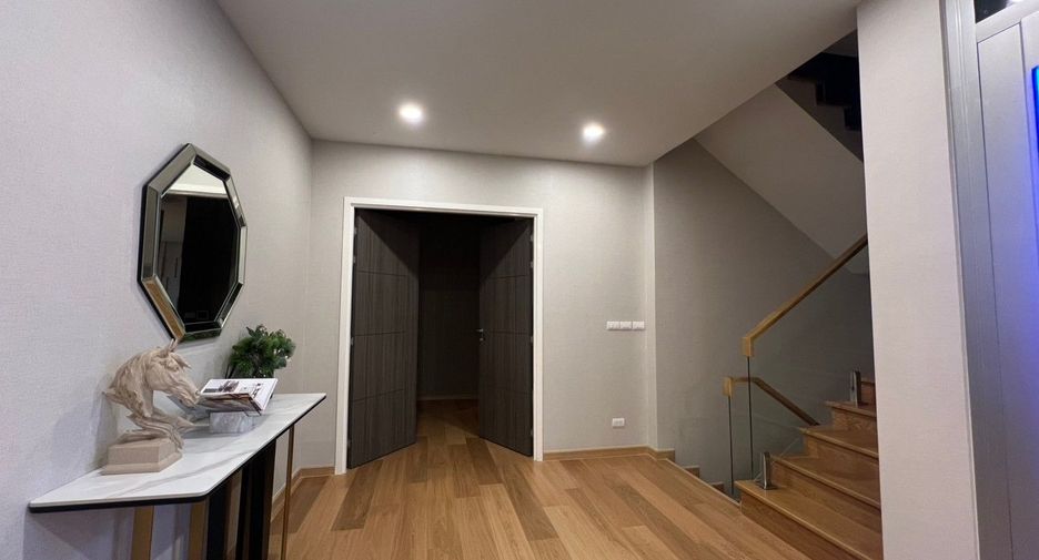 Haus zur Miete mit 4 Zimmer in Suan Luang, Bangkok