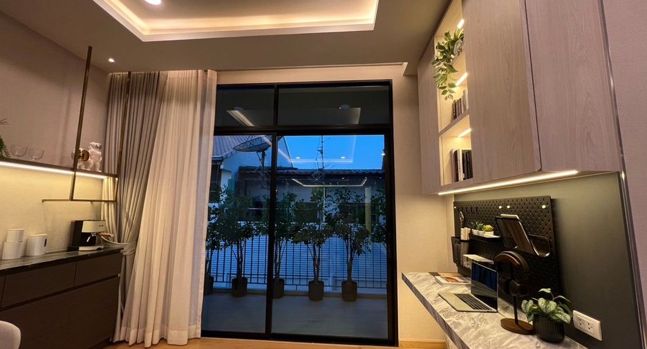 Haus zur Miete mit 4 Zimmer in Suan Luang, Bangkok