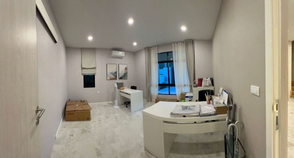Haus zur Miete mit 4 Zimmer in Suan Luang, Bangkok