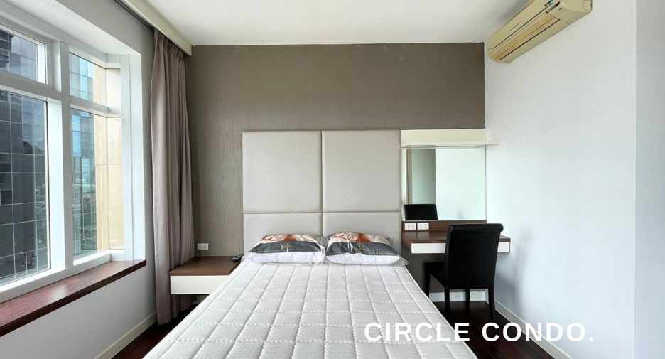 For rent 1 bed condo in Watthana, Bangkok