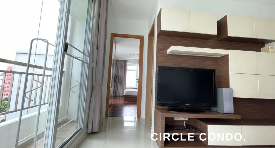 For rent 1 bed condo in Watthana, Bangkok
